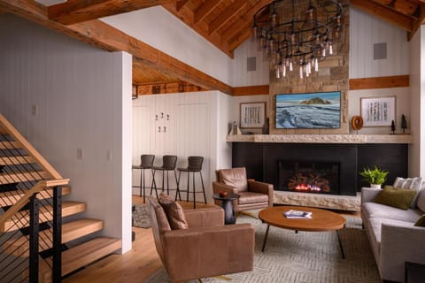 Academy Place | Yarrow House in Crested Butte