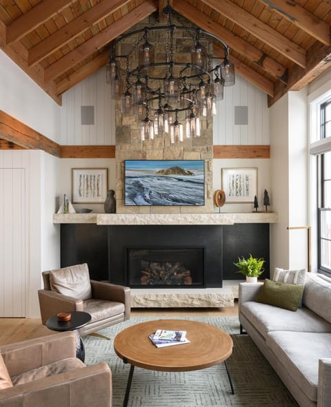 Academy Place | Yarrow House in Crested Butte