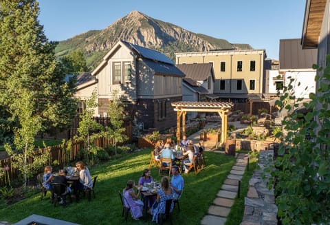 Academy Place | Glacier Lily Haus in Crested Butte