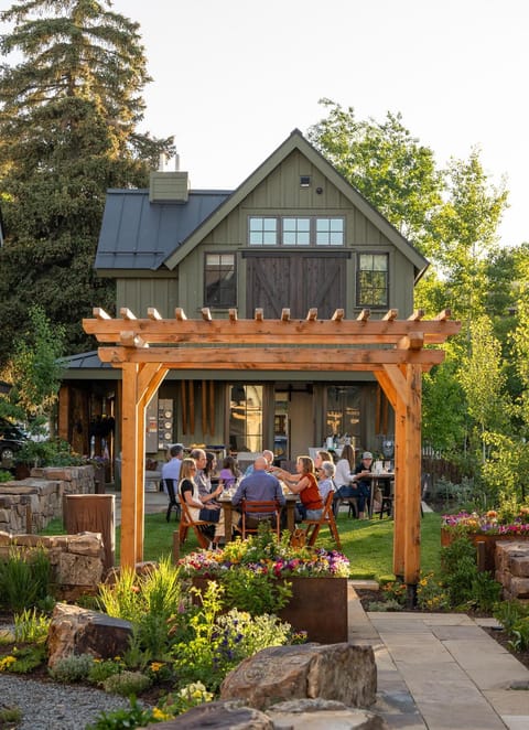 Academy Place | Columbine Haus in Crested Butte