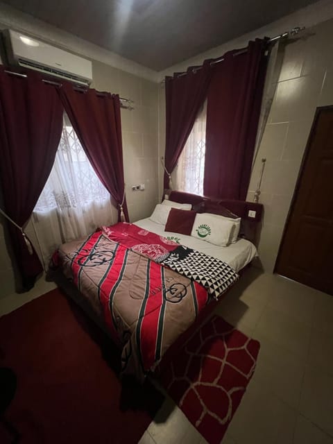 K-Archy Lodge, Kyebi Hotel in Central Region, Ghana