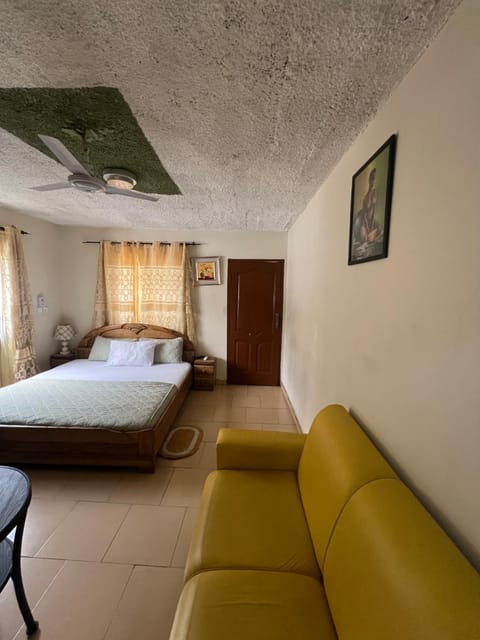 K-Archy Lodge, Kyebi Hotel in Central Region, Ghana