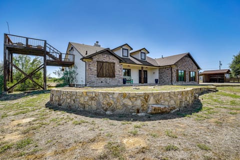 Hot Tub and Fire Pit Possum Kingdom Lake Retreat! House in Possum Kingdom Lake