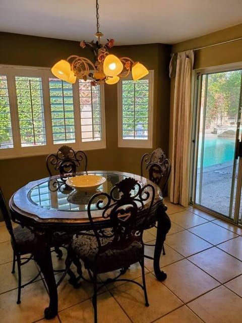 Seating area, Pool view