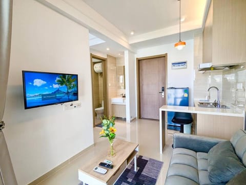 TV and multimedia, Living room, Lounge or bar, minibar, air conditioner