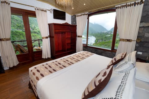 Balcony/Terrace, Photo of the whole room, Mountain view, River view