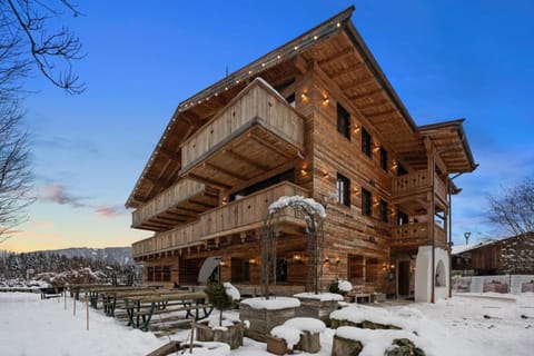 Das Kitz - Chalet Steuerberg XL Kitzbühel Hotel in Kitzbuhel