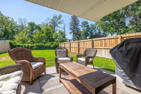 Patio, Day, Balcony/Terrace, Seating area, Garden view