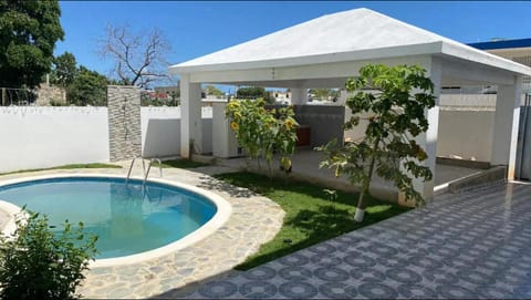 Garden, Pool view, Swimming pool