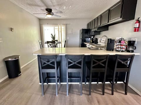 The Hygee Apt B Family friendly Coffee bar Apartment in Colorado Springs