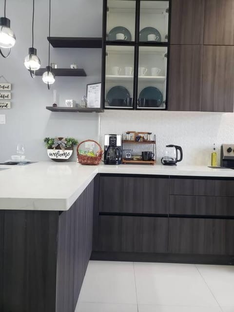 Coffee/tea facilities, Kitchen or kitchenette