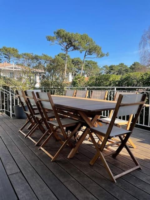 Natural landscape, View (from property/room), Balcony/Terrace