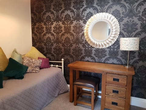 Ty Helyg Guest House Bed and Breakfast in Brecon
