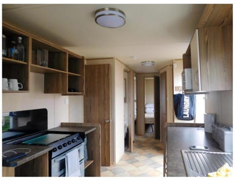 Kitchen or kitchenette, oven, stove