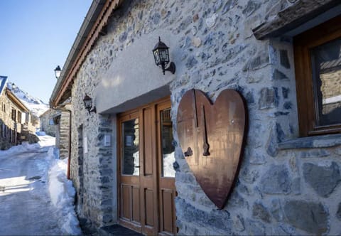 Aux grandes cours Apartment in La Grave