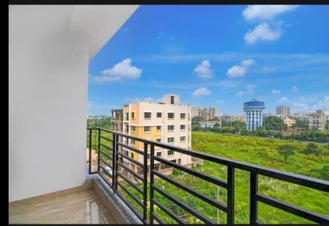 Balcony/Terrace, City view