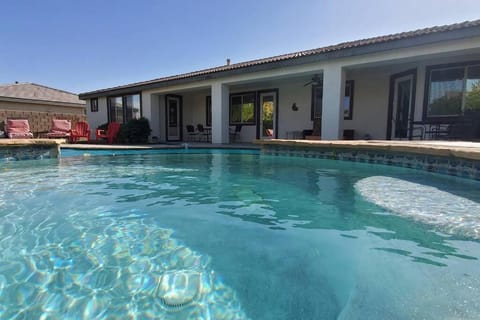 Pool view, Swimming pool