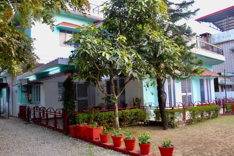 Property building, Garden, Garden view