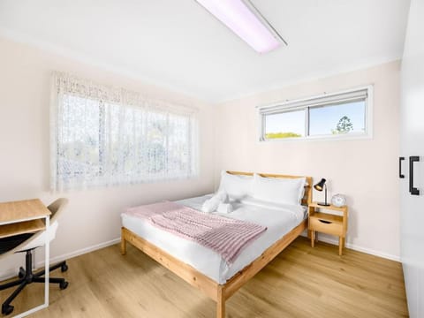 Lovely 2B2B Home Affordable Price Sunnybank CBD House in Brisbane