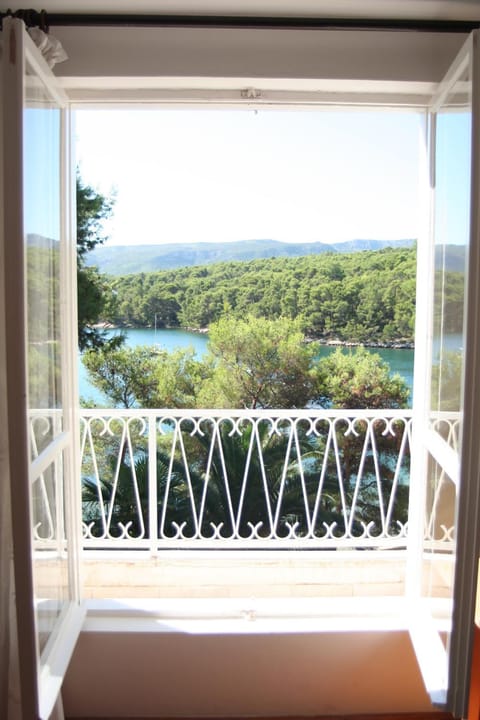 Day, River view