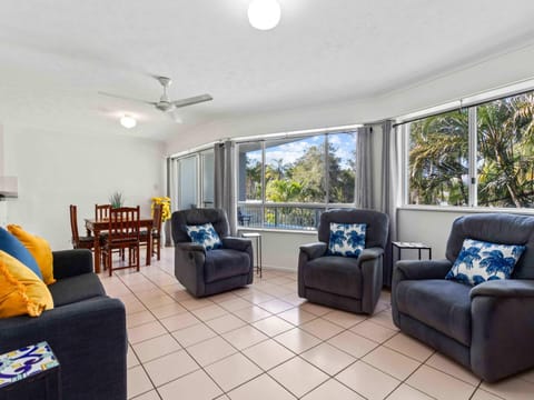 Apartment on the Esplanade Apartment in Hervey Bay