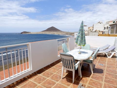 Balcony/Terrace, Mountain view, Sea view