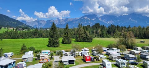 Hotel Bad Neunbrunnen am Waldsee - non Halal Hotel in Salzburgerland