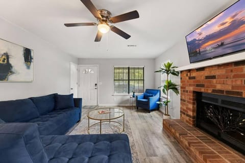 The Pine Grove Retreat Apartment in Goose Creek