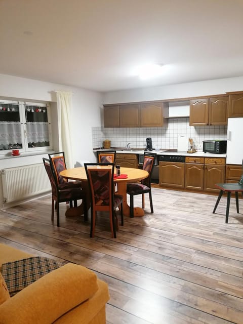 Kitchen or kitchenette, Living room, Dining area