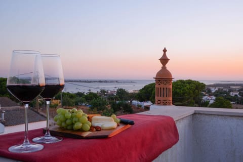 Natural landscape, Balcony/Terrace, Sea view