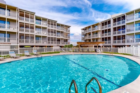 Dunescape Villas 210 Apartment in Atlantic Beach