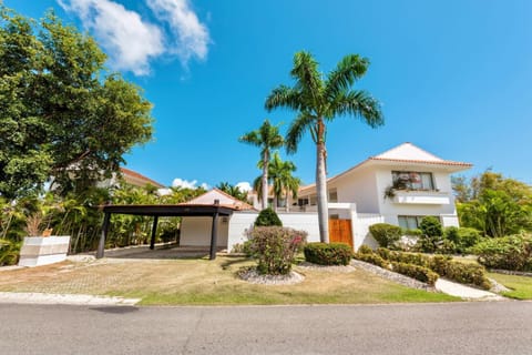 Villa de lujo con piscina y Golf en Punta Cana Apartment in Punta Cana