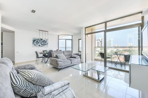 Herzliya Seaside Charming Home by Sea N' Rent Apartment in Herzliya