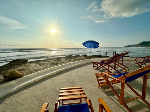 Nearby landmark, Day, Natural landscape, Beach, Sea view, sunbed