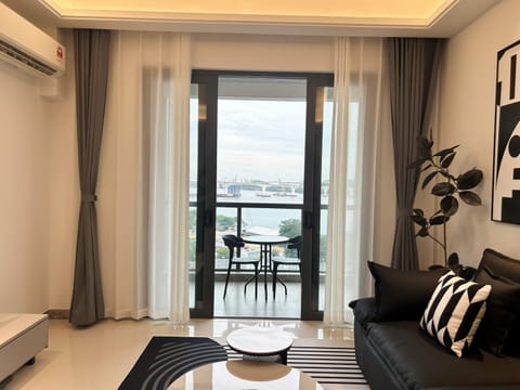 R&F Princess Cove Cozy&Boutique Homestay By Wan Li Property Management Apartment in Johor Bahru