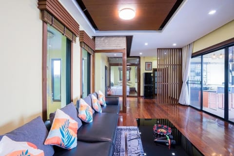 Welcome Sea View Pool Villa Villa in Pattaya City