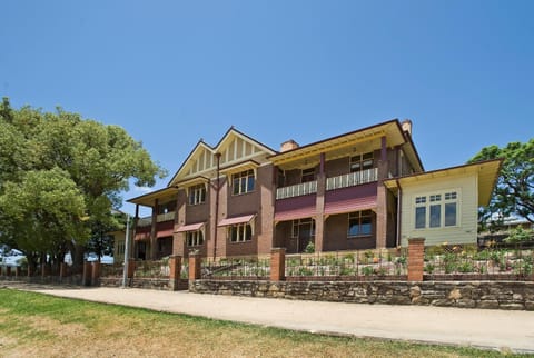 Cockatoo Island Accommodation Campground/ 
RV Resort in Sydney