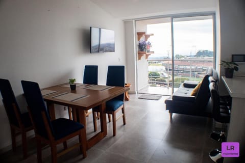 TV and multimedia, Living room, Dining area