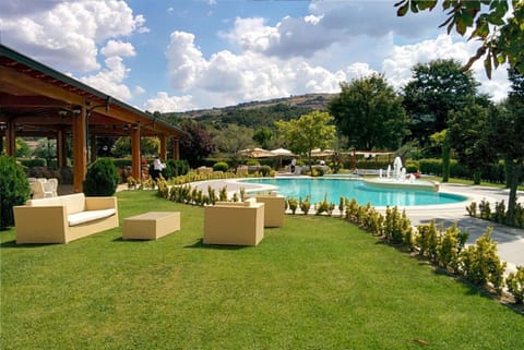 Garden, Swimming pool