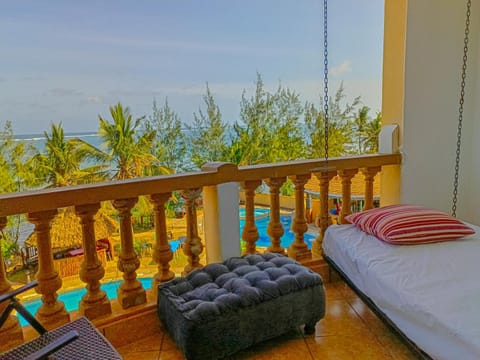 Bed, Natural landscape, View (from property/room), Balcony/Terrace, Sea view