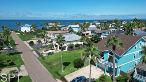 Tranquil Turquoise Retreat home House in South Padre Island