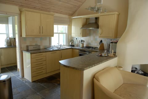 Luss Cottages at Loch Lomond Arms Hotel Villa in Scotland