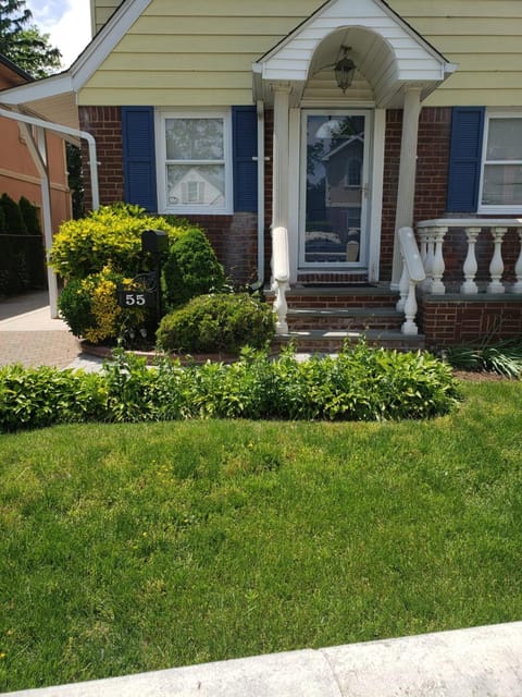 Property building, Garden, Street view