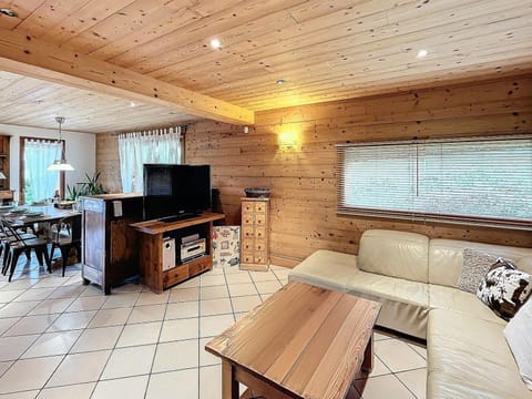 Chalet Savage 170m² près des pistes, Wi-Fi, parking, matériel bébé - FR-1-267-299 Chalet in Villarembert