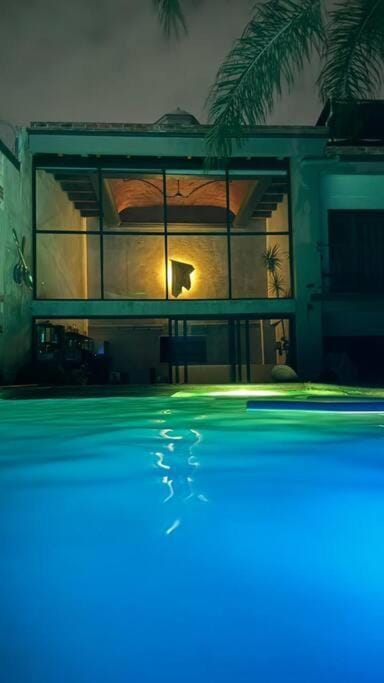 Night, Pool view