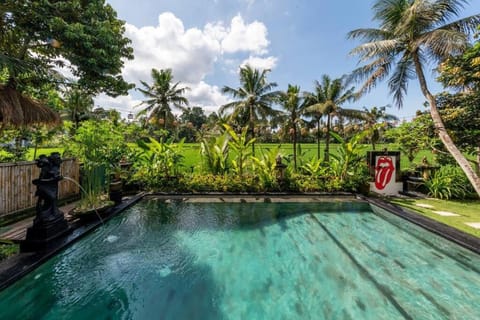 Day, Natural landscape, Pool view, Swimming pool