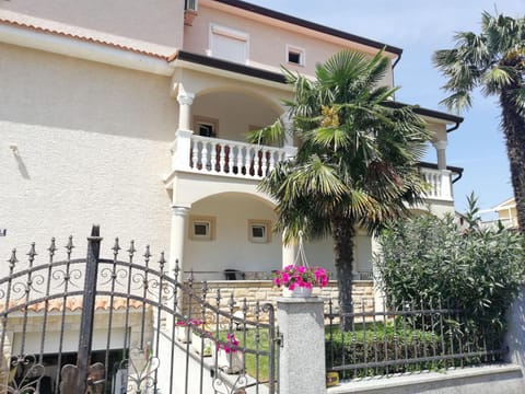 Property building, Facade/entrance, View (from property/room), Garden view