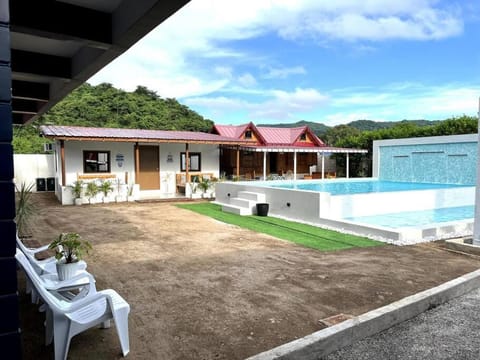 Modern Kubo at Handum Apartment in Nasugbu