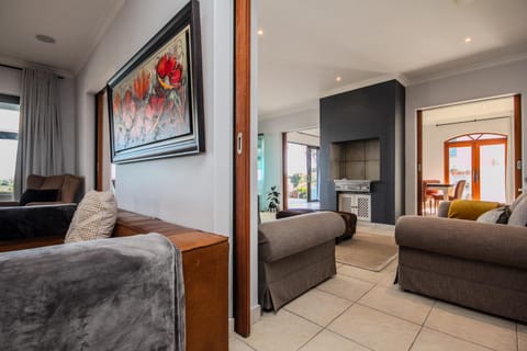 Luxury Home in Pezula Golf Estate Apartment in Knysna