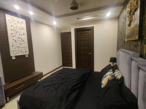 Emerald- 2 Bed Luxury Apartment in DHA Apartment in Lahore